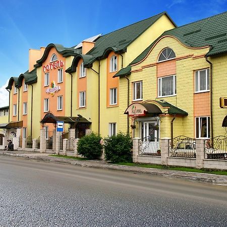 Hotel Kalyna Kremenetsʼ Exterior foto